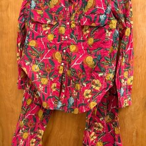 Roller Rabbit Lightweight Cotton Long Sleeve Pant Set Size S (top) & M (bottom)